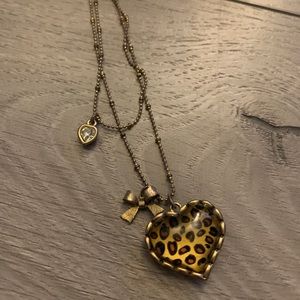 Betsey johnson necklace